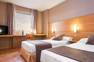 Minibar, caja de seguridad en la habitación, escritorio y wifi gratis 