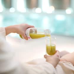 Couples treatment rooms, sauna, steam room, body treatments