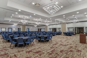 Ballroom - Hilton Garden Inn Houston NW America Plaza (Houston)