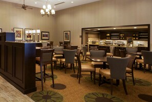 Restaurant - Homewood Suites by Hilton Coralville - Iowa River Landing (Coralville)