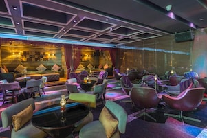 酒吧（店内）