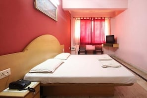 Standard Room (Non AC) | In-room safe, iron/ironing board, free WiFi