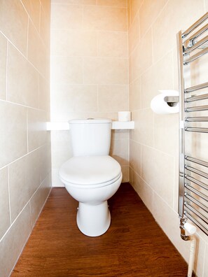 Bathroom - The Regency, Clifton Bristol by Belvilla (Bristol)