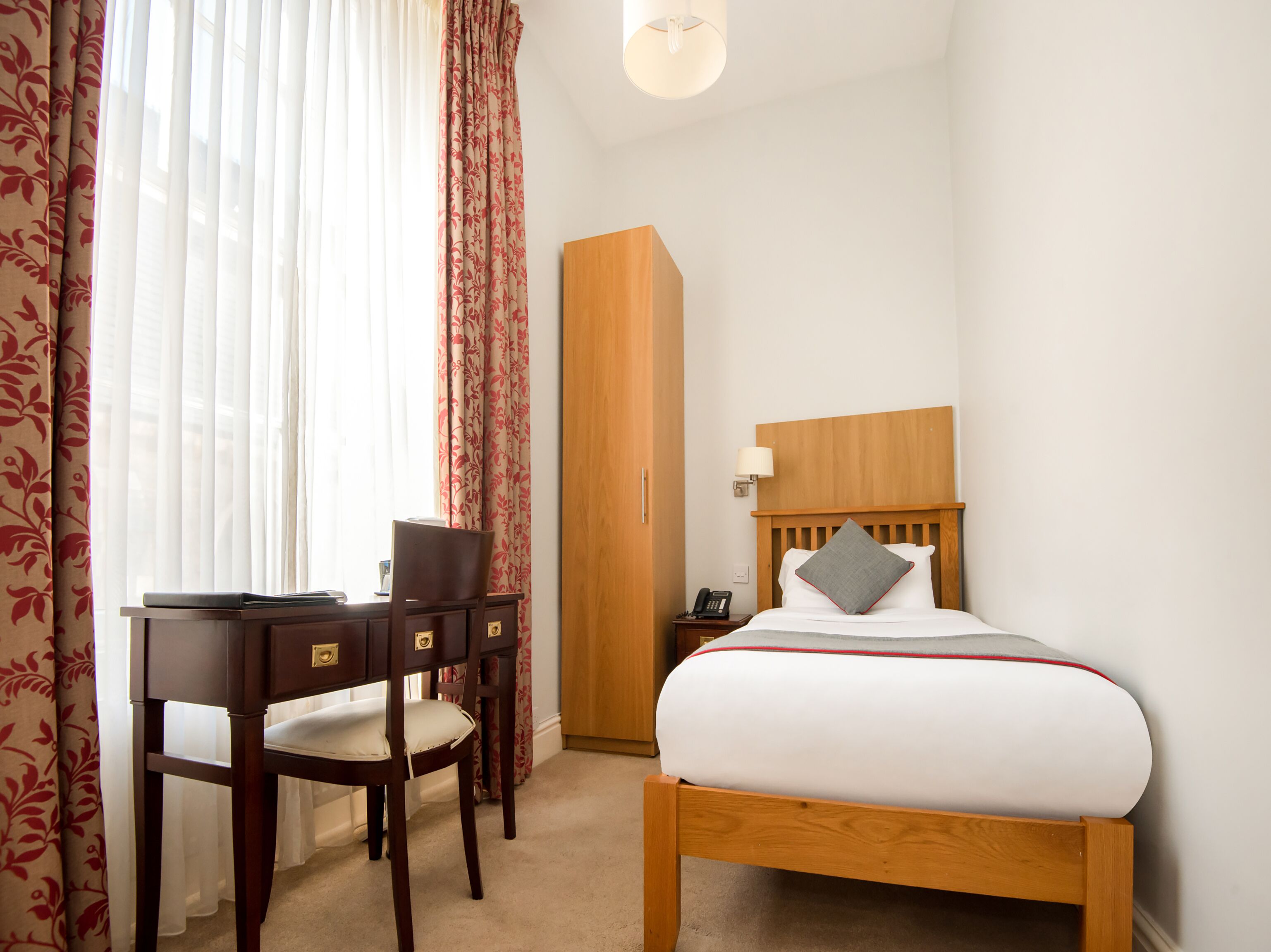 Premium bedding, Select Comfort beds, blackout drapes, WiFi (free)