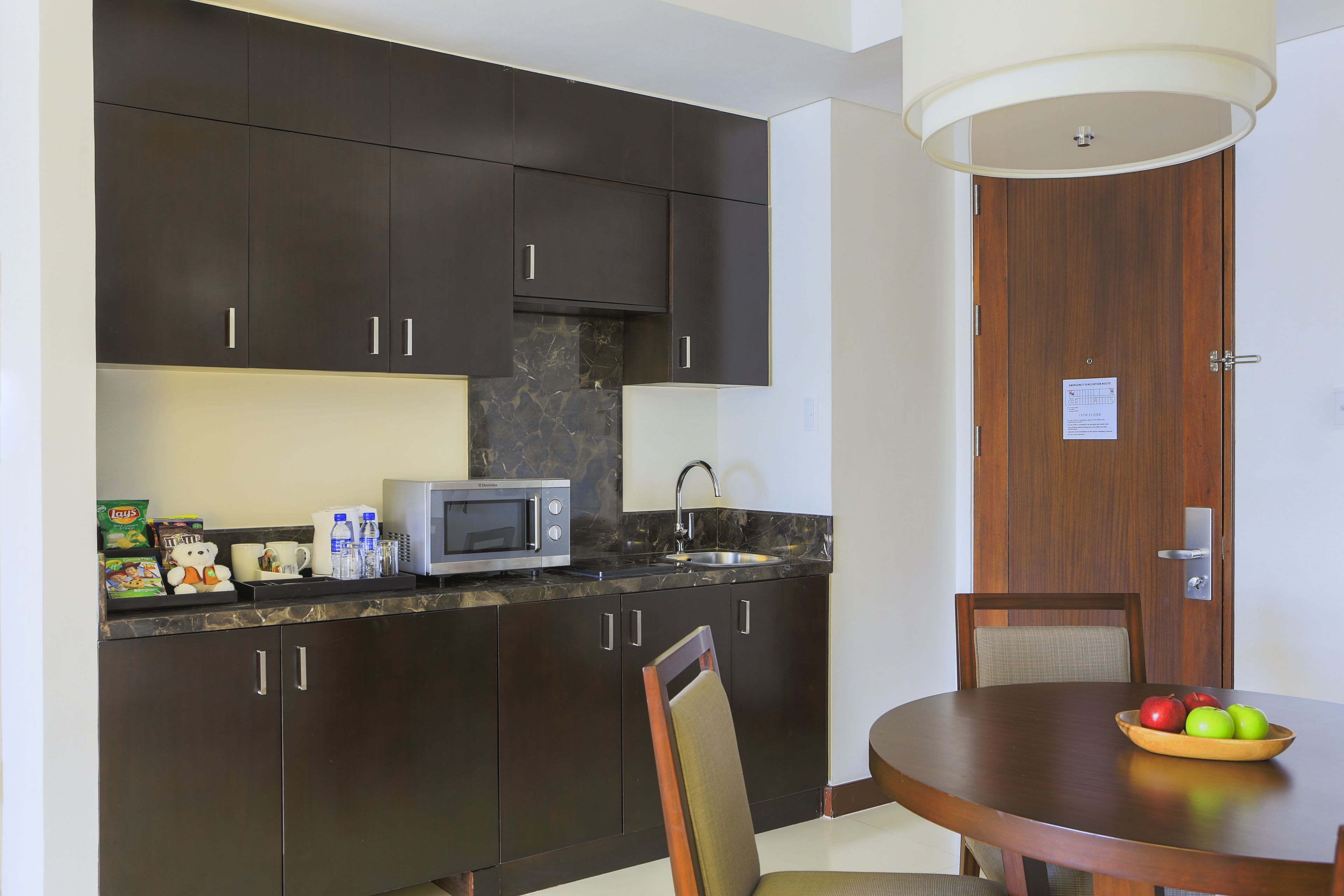 Photo - Holiday Inn & Suites Makati by IHG