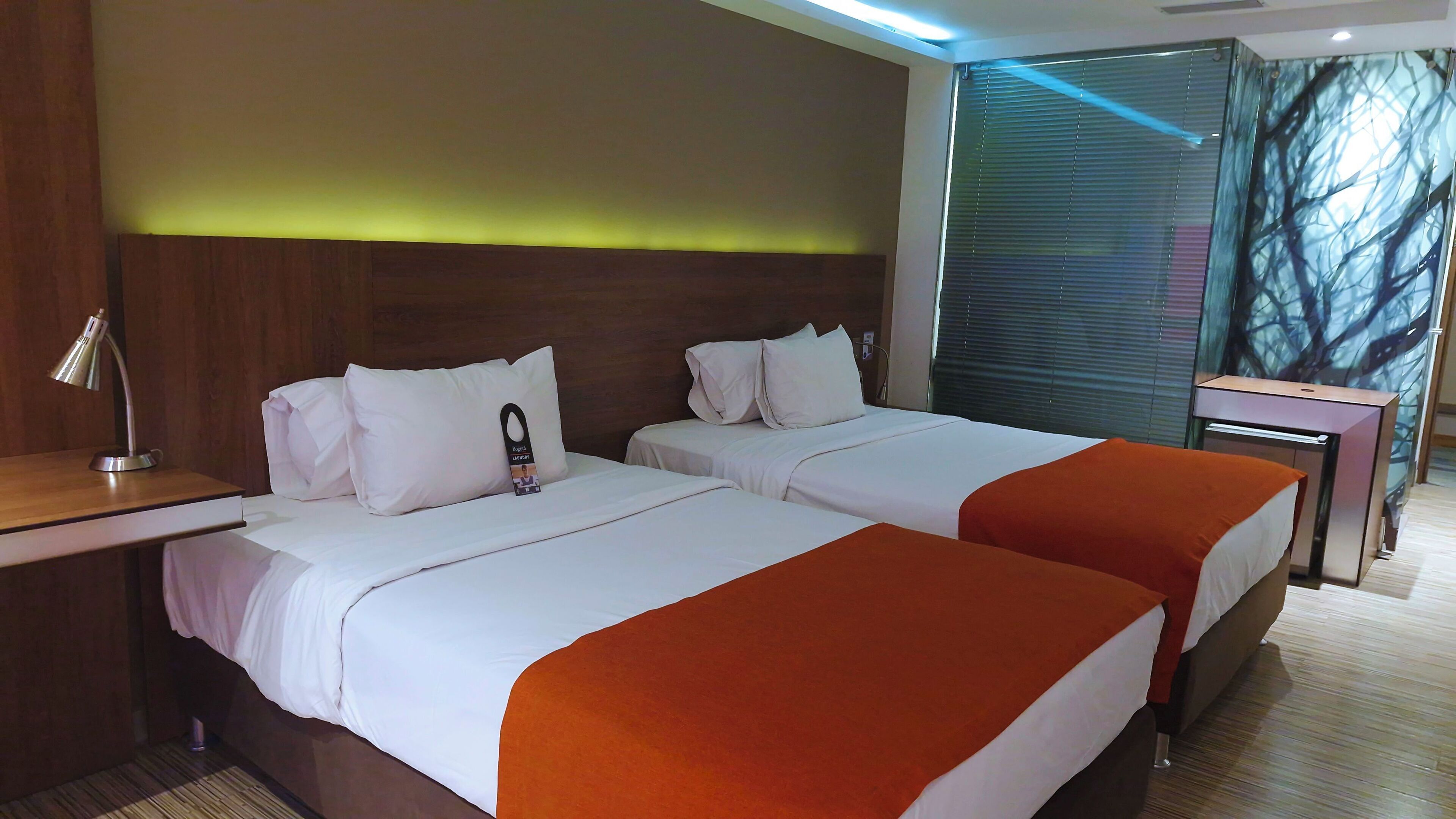 高级双床房, 2 张双人床 | 埃及棉床单、高档床上用品、羽绒被、加厚床垫