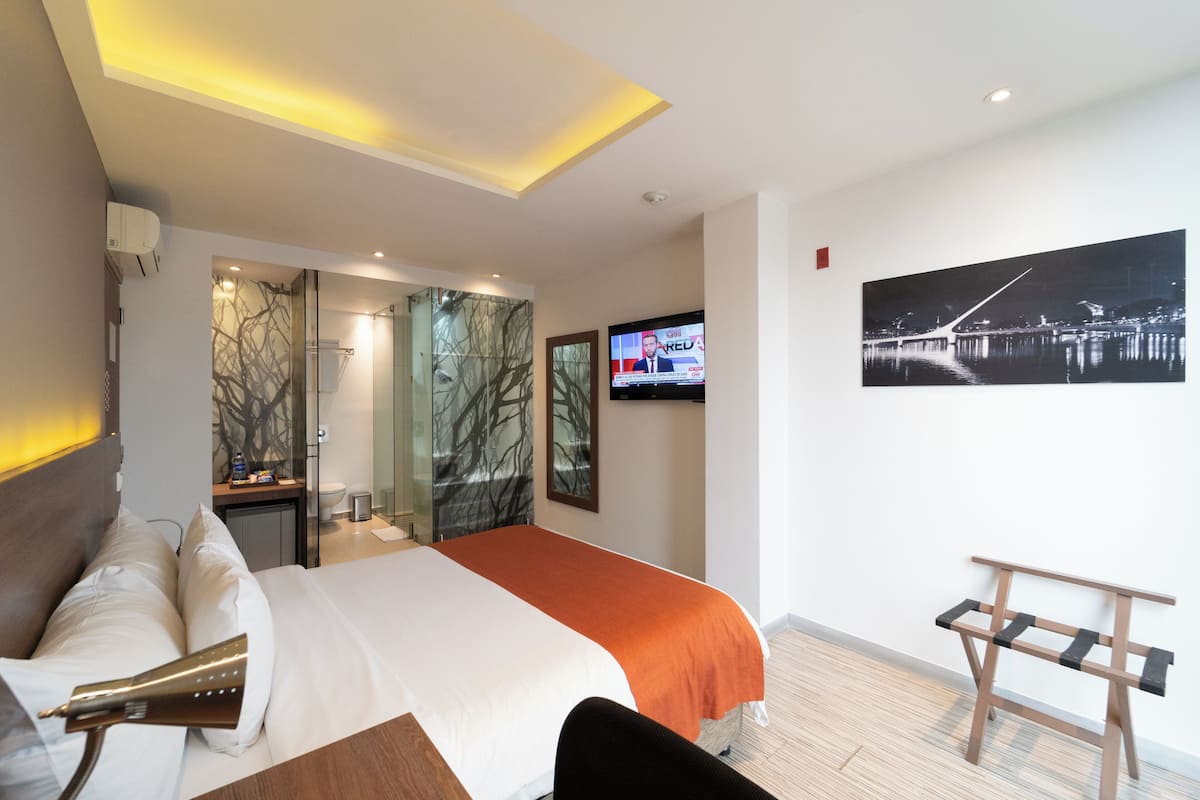 Habitación doble superior | Sábanas de algodón egipcio y ropa de cama de alta calidad