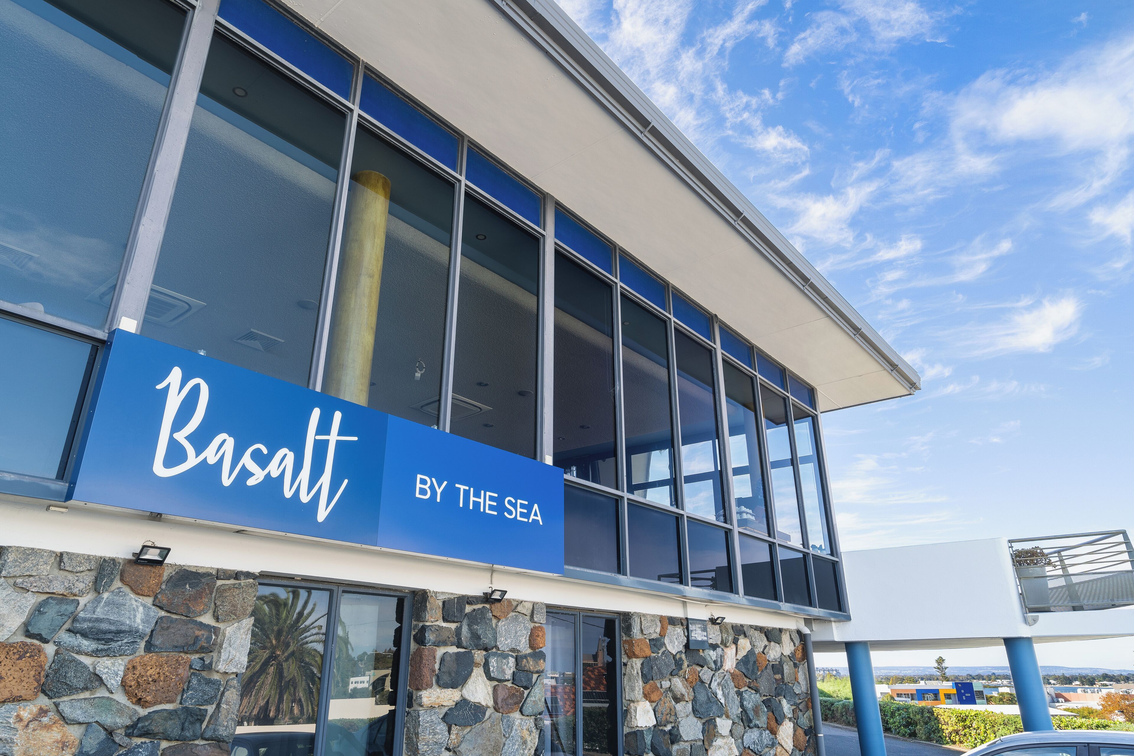 breakfast, dinner served; local cuisine, sea views