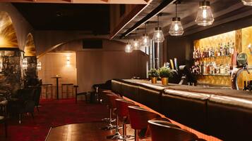 Bar (in der Unterkunft)