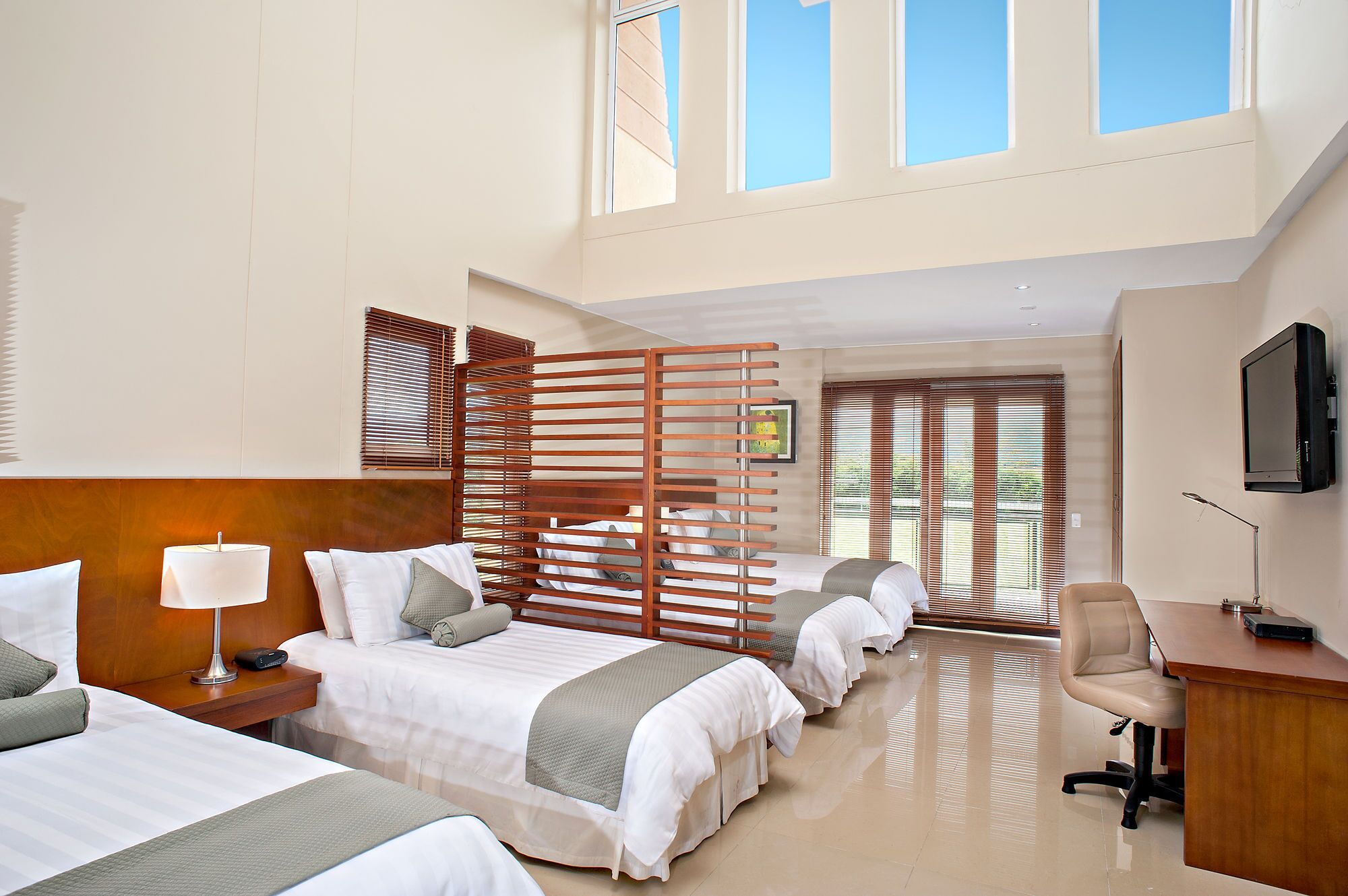 Premium bedding, in-room safe, desk, blackout curtains