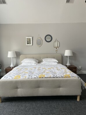 Deluxe Apartment | Desk, laptop workspace, iron/ironing board, free WiFi - Blue Star Motel (Douglas)