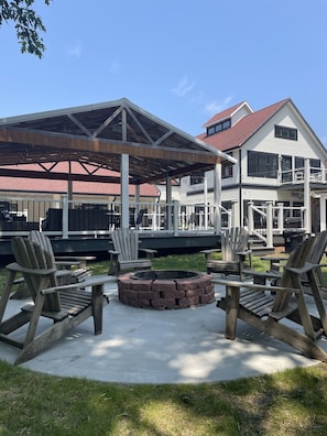 Courtyard - Blue Star Motel (Douglas)