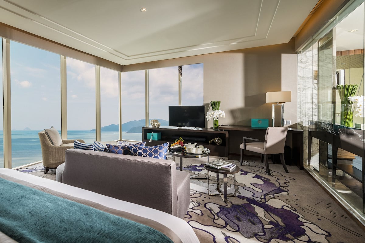 Presidential Suite | 1 bedroom, premium bedding, down duvets, minibar