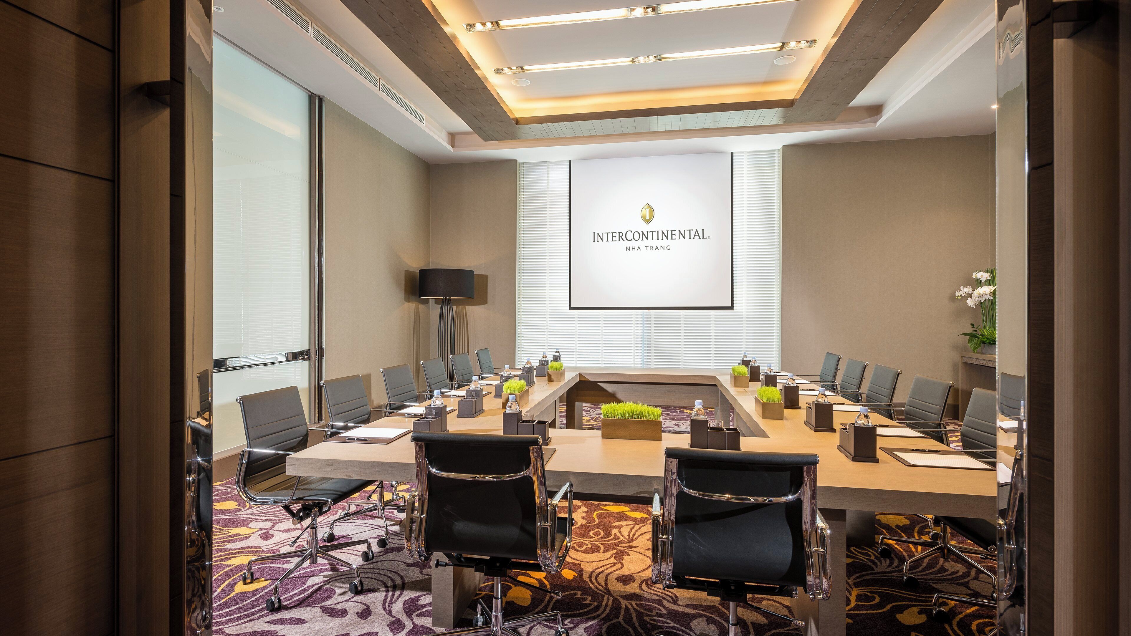 Meeting facility