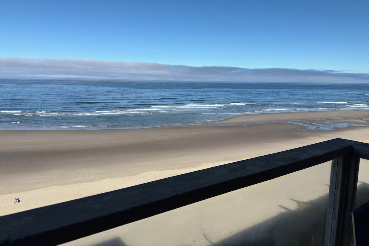 One Bedroom Oceanfront Suite-Balcony Corner View | View from room