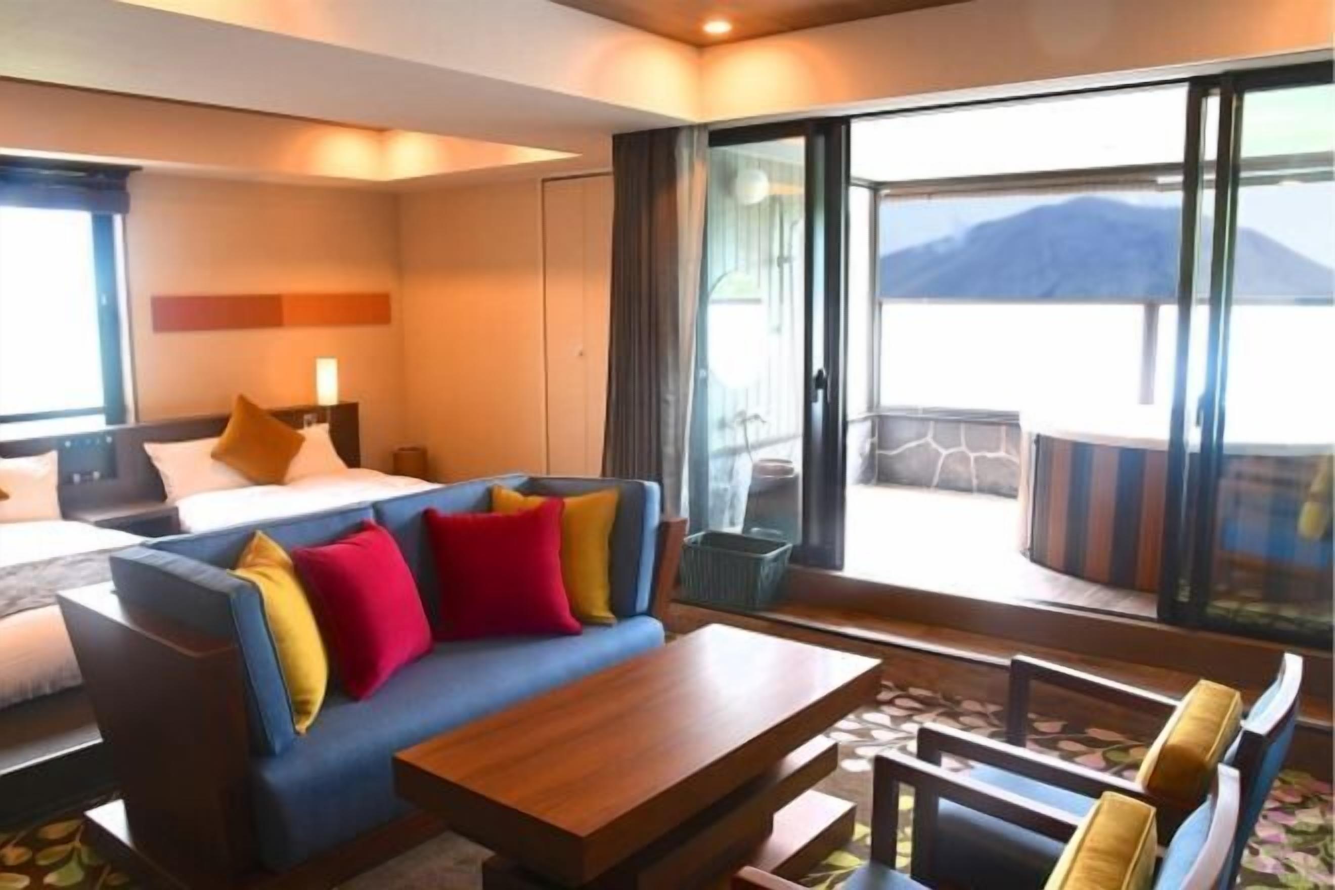 In-room safe, blackout curtains, iron/ironing board, free WiFi