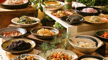 每日供應自助早餐 (每人 JPY2200)