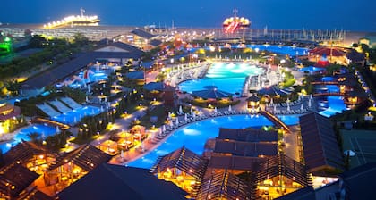 Limak Lara De Luxe Hotel - All Inclusive