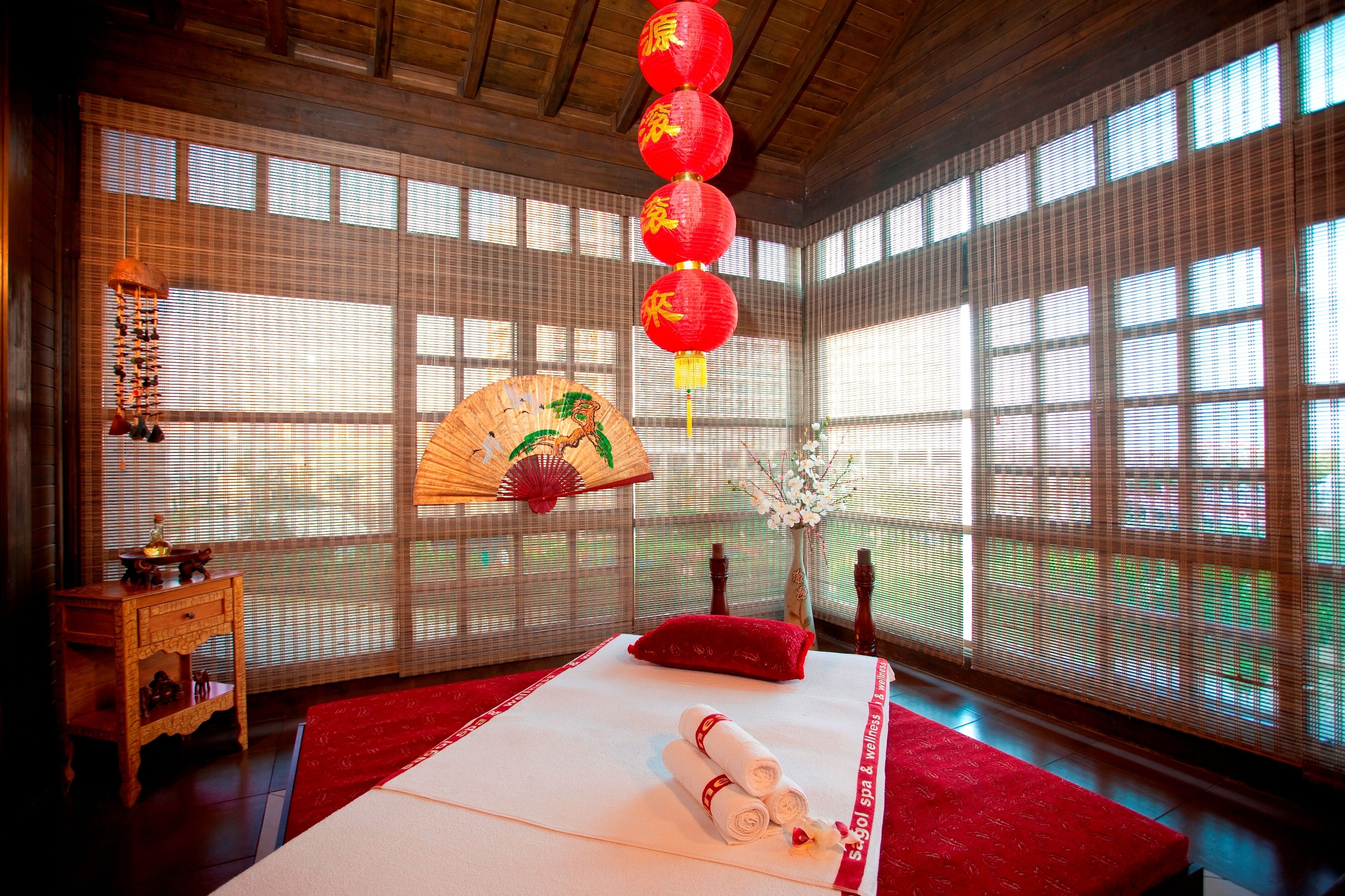 Salas de tratamiento para parejas, un sauna, baño turco/hammam