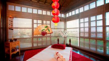 Behandlingsrom for par, badstue, tyrkisk bad/hamam og kroppsbehandlinger