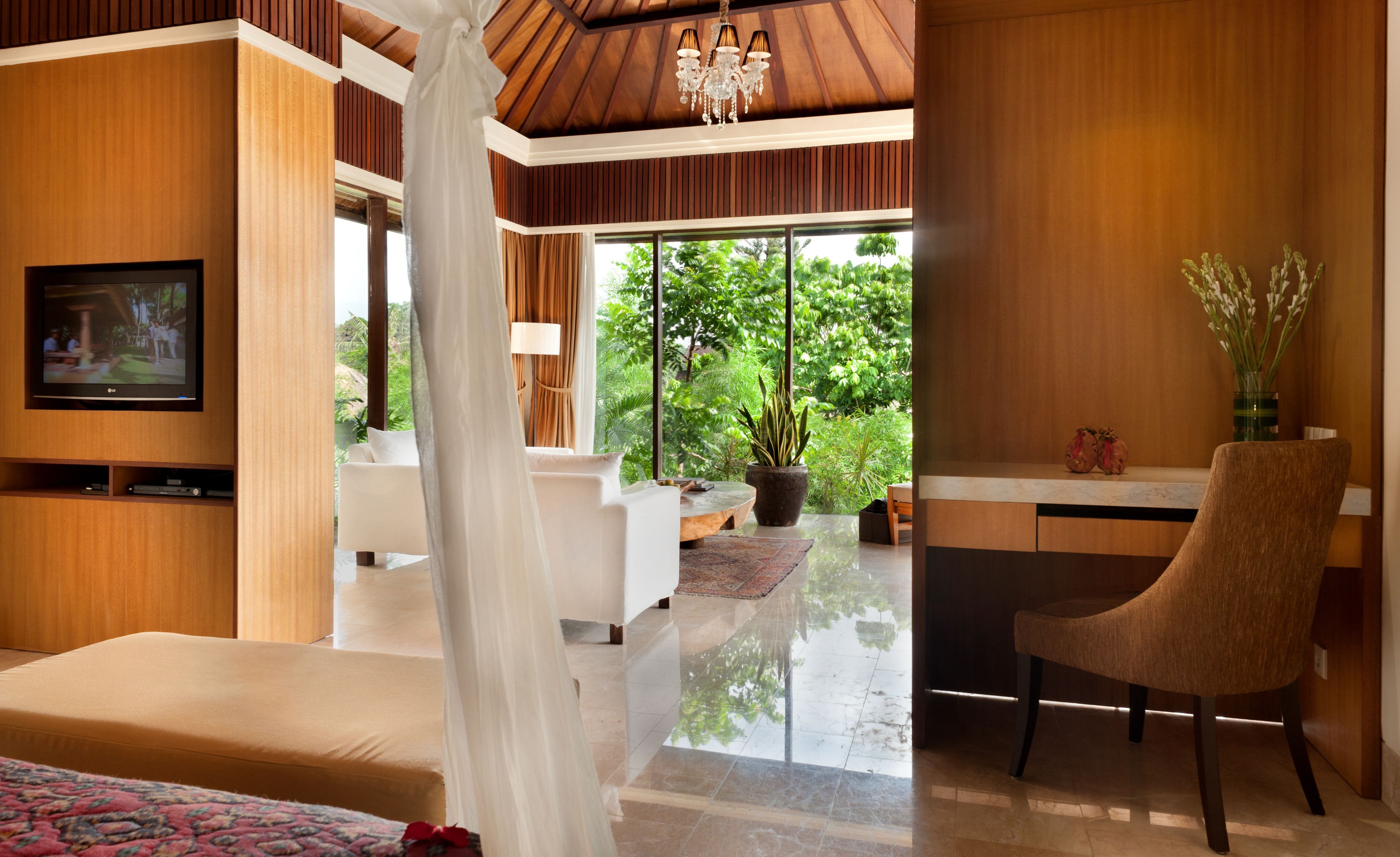 rooftop villa, 1 bedroom, garden view | minibar, in-room safe, desk, laptop workspace