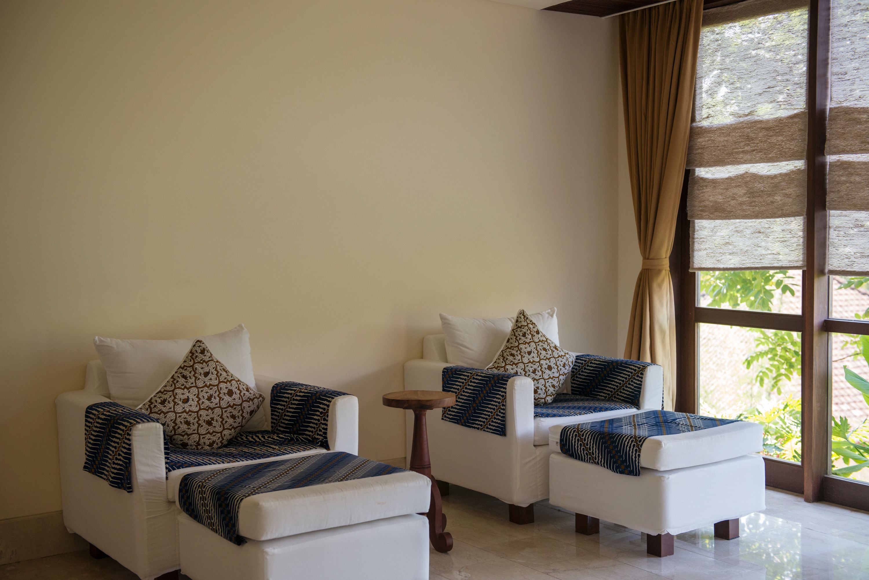 couples treatment room(s), body treatments, aromatherapy