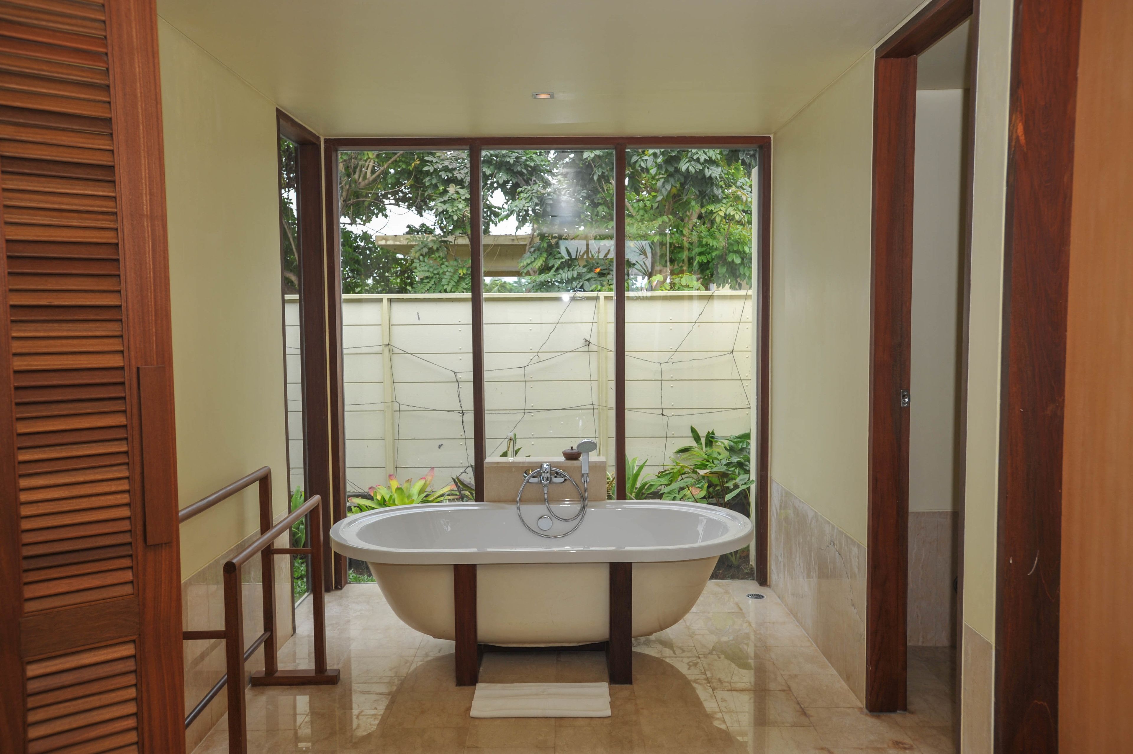 rooftop villa, 1 bedroom, garden view | minibar, in-room safe, desk, laptop workspace