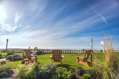 Inn at the Prom Oceanfront Seaside