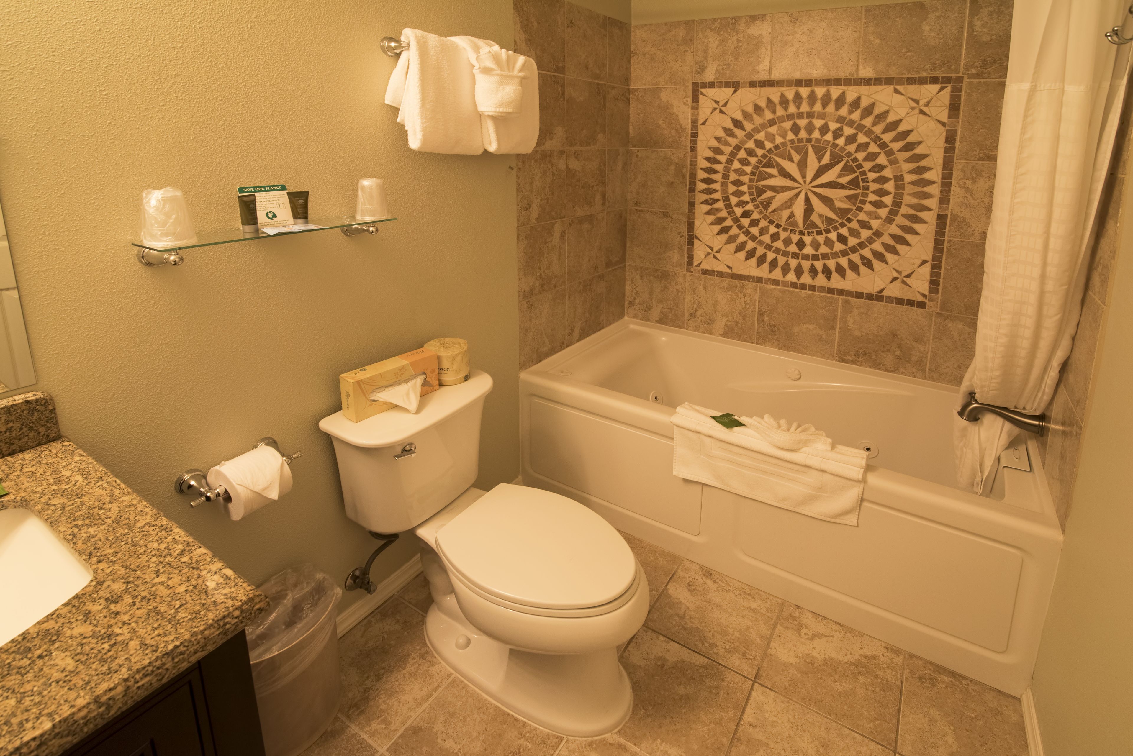 combined shower/bathtub, deep-soaking bathtub, free toiletries