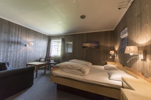 واي فاي مجانًا وملاءات أسرّة