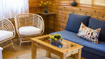 1 bedroom, premium bedding, minibar, individually decorated