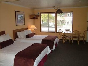 Room - Sunset Inn (Cannon Beach)