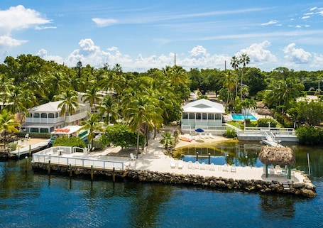 Exterior. Amoray Dive Resort