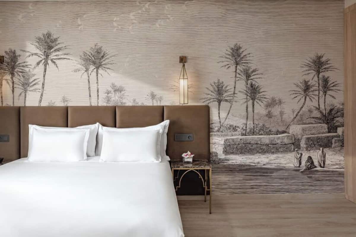 Minibar, in-room safe, blackout drapes, soundproofing