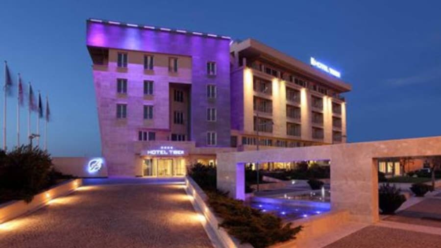 Hotel Tiber Rooftop & Wellness