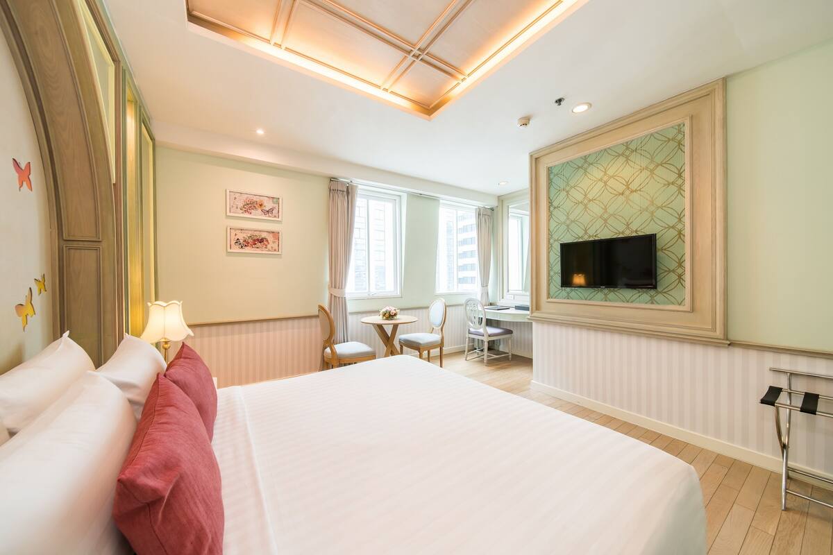 In-room safe, desk, free cots/infant beds, free WiFi