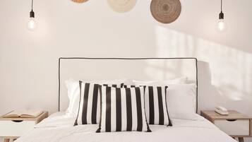 Minibar, in-room safe, laptop workspace, soundproofing