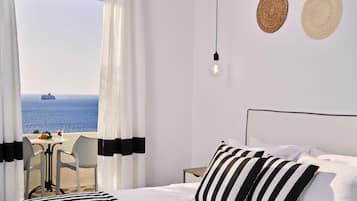 Minibar, in-room safe, laptop workspace, soundproofing