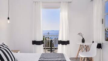 Minibar, in-room safe, laptop workspace, soundproofing