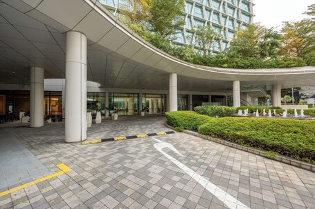Dorsett Changi City Singapore - Image 12