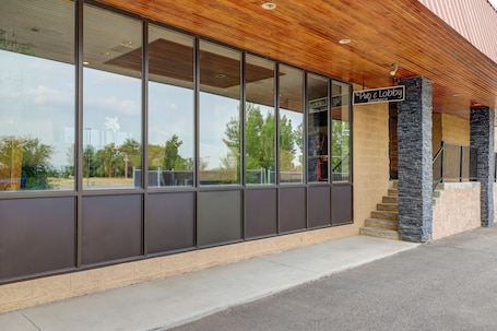 Property entrance. Motel 6 Brooks, AB
