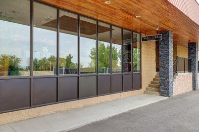 亞伯達布魯克斯 6 號汽車旅館飯店