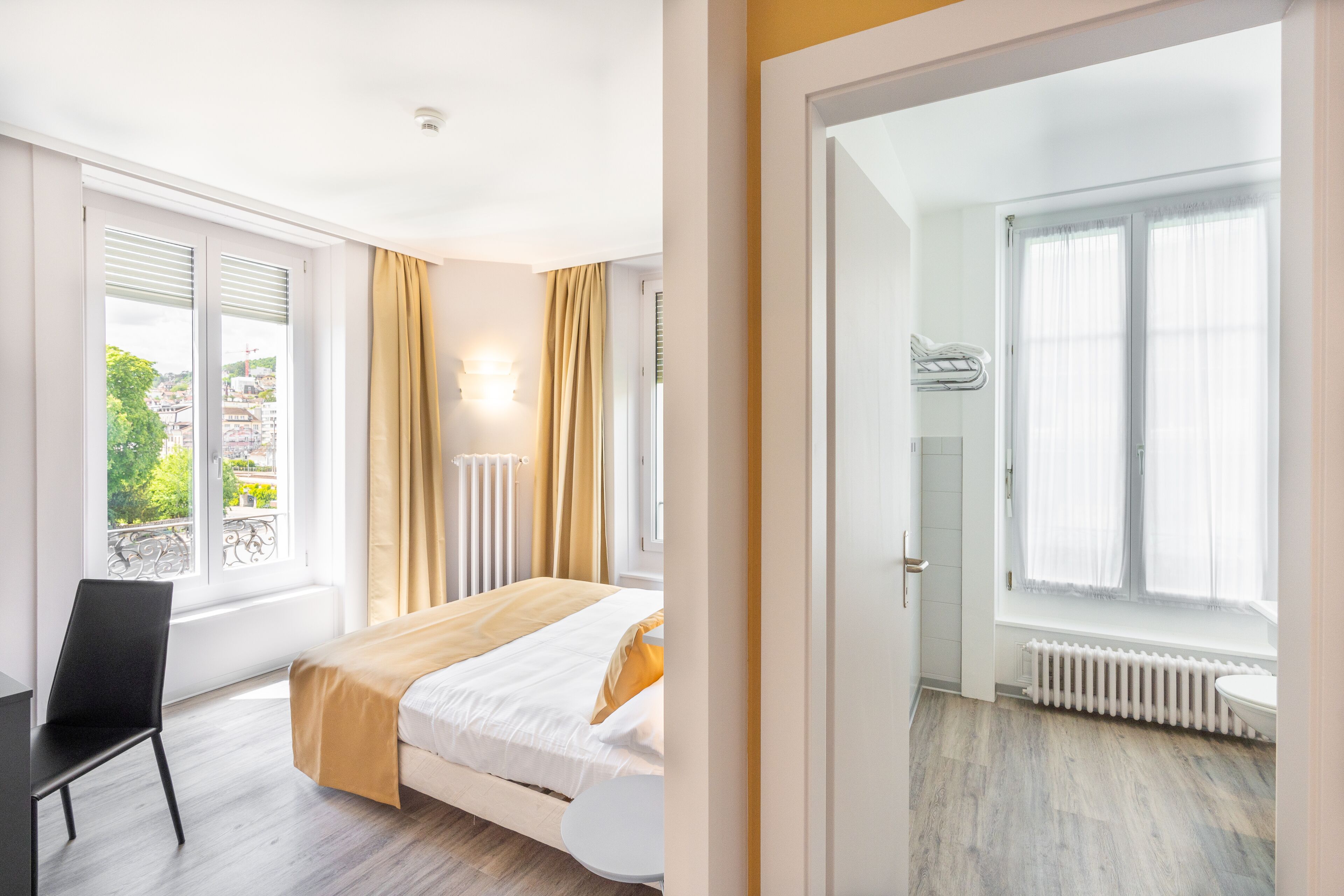 double room, city view | in-room safe, desk, soundproofing, free cots/infant beds