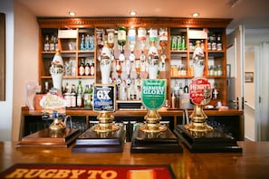 Bar (on property) - Haymaker Inn (Chard)