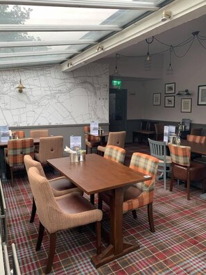 Restaurant - The Farmers Arms (Richmond)
