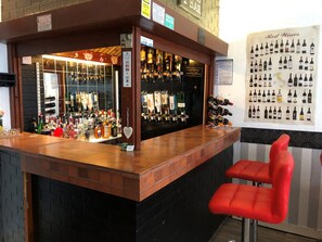 Bar (on property) - The Franklyn Hotel (Blackpool)