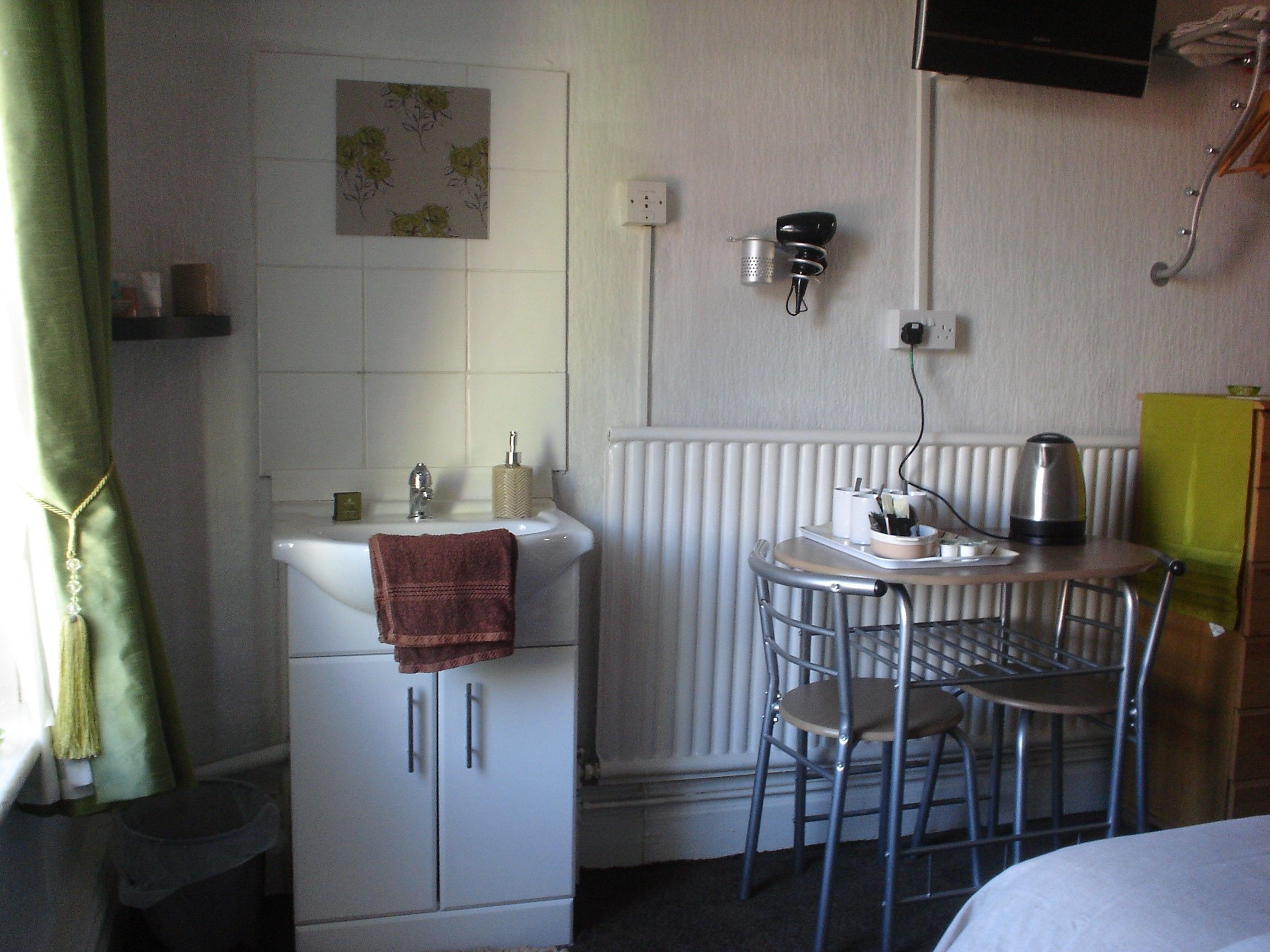 family room, shared bathroom (room 4) | iron/ironing board, free wifi, bed sheets