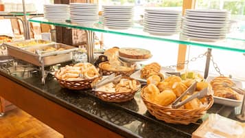 Petit déjeuner buffet compris tous les jours