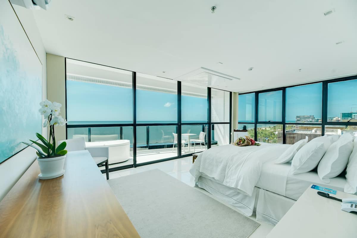 1 chambre, surmatelas, minibar, coffres-forts dans les chambres