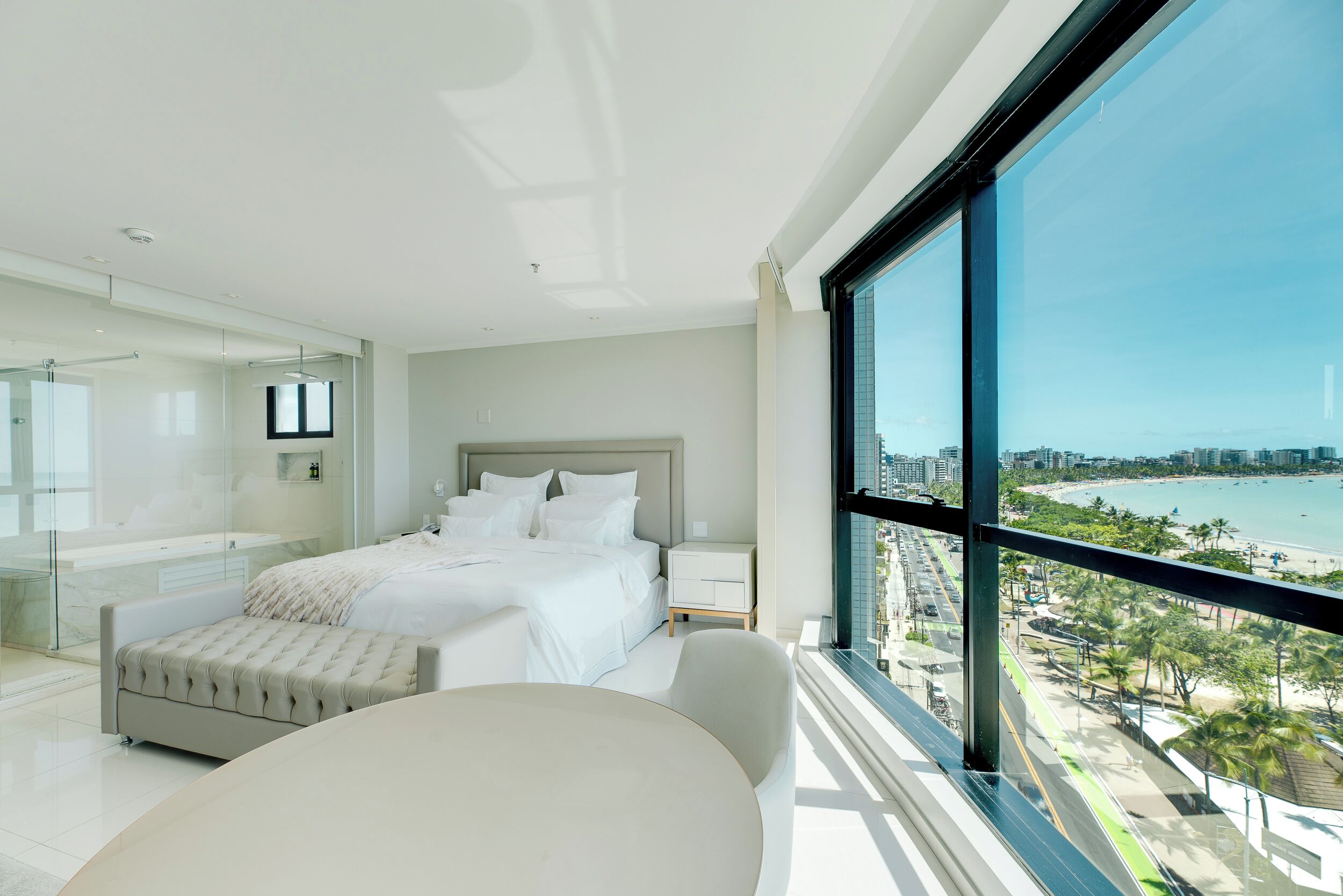 suite perola | 1 bedroom, pillow-top beds, minibar, in-room safe